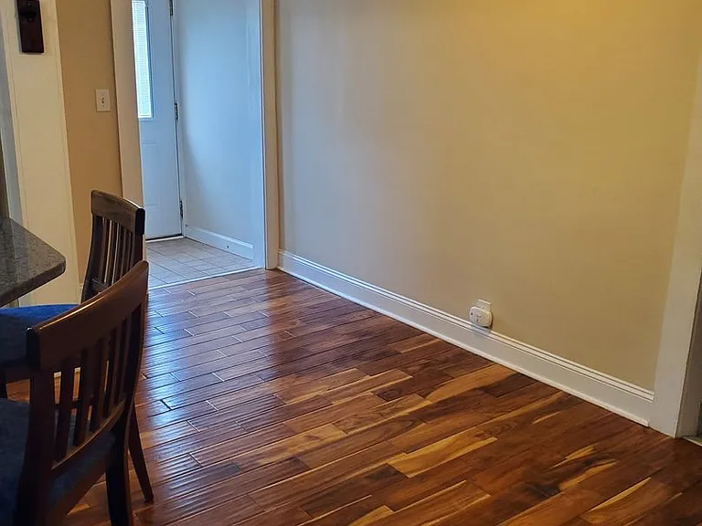 109 S Rose Ave — Photo 11