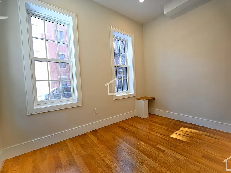 18 Winchester St #8A — Photo 16