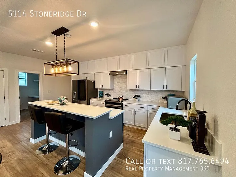 5114 Stoneridge Dr — Photo 6
