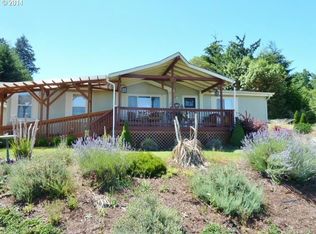 659 Douglas St, Yoncalla, OR 97499