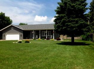 990 E Madison Ave, Mankato, MN 56001
