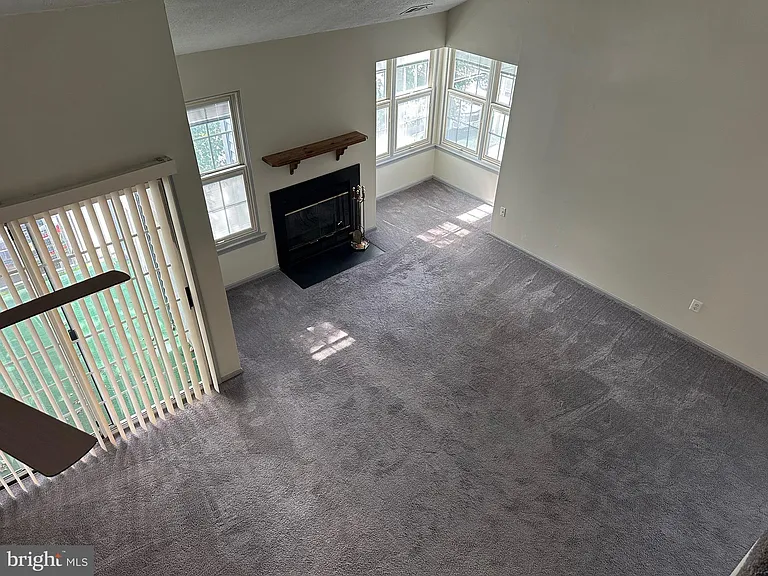 128 Andover Pl — Photo 7