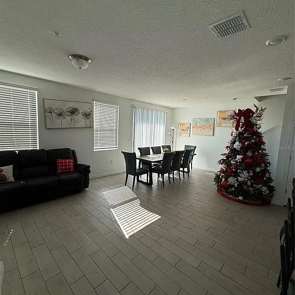 2130 Crape Jasmine Ln — Photo 3