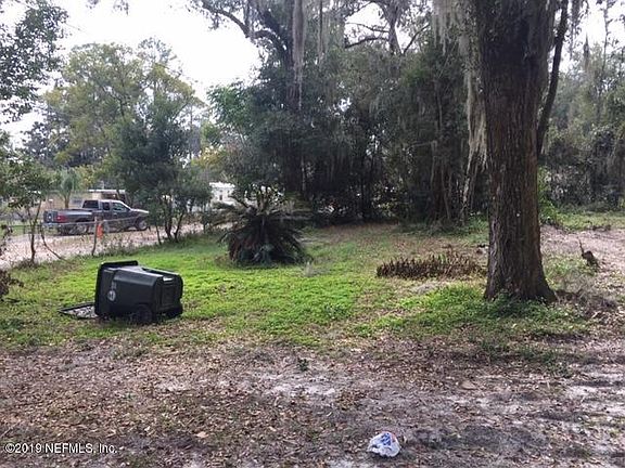 2nd image of 441 Olive Cir