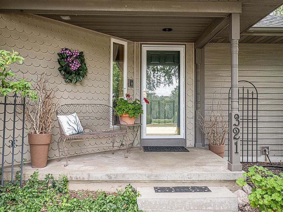 1st image of 321 Sauk Creek Dr