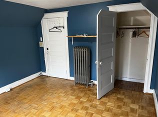 44 New St, East Orange, NJ 07017