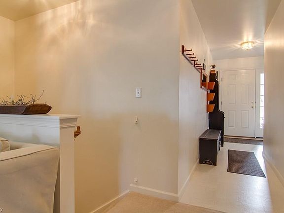 3rd image of 4276 Eagle Ave