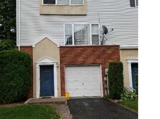 196C N Grove St #11, East Orange, NJ 07017