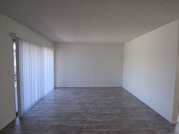 4th image of 6464 Woodman Ave APT 214