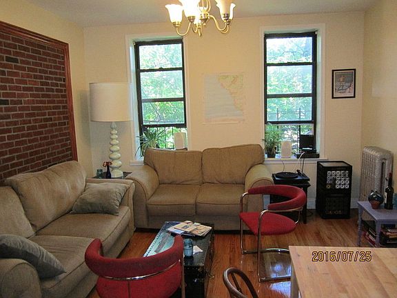 5th image of 107 Van Buren St APT 8