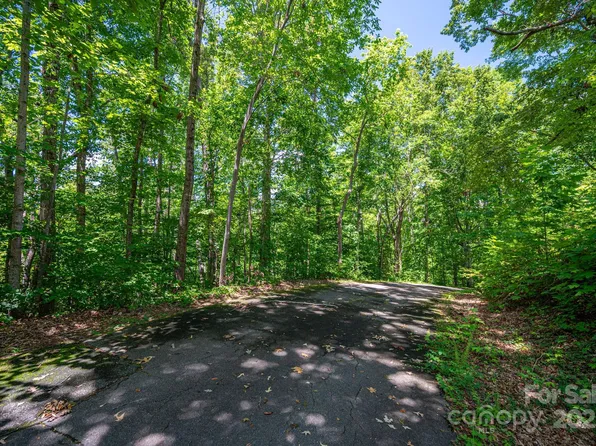 166 Plantation Dr, Rutherfordton, NC 28139