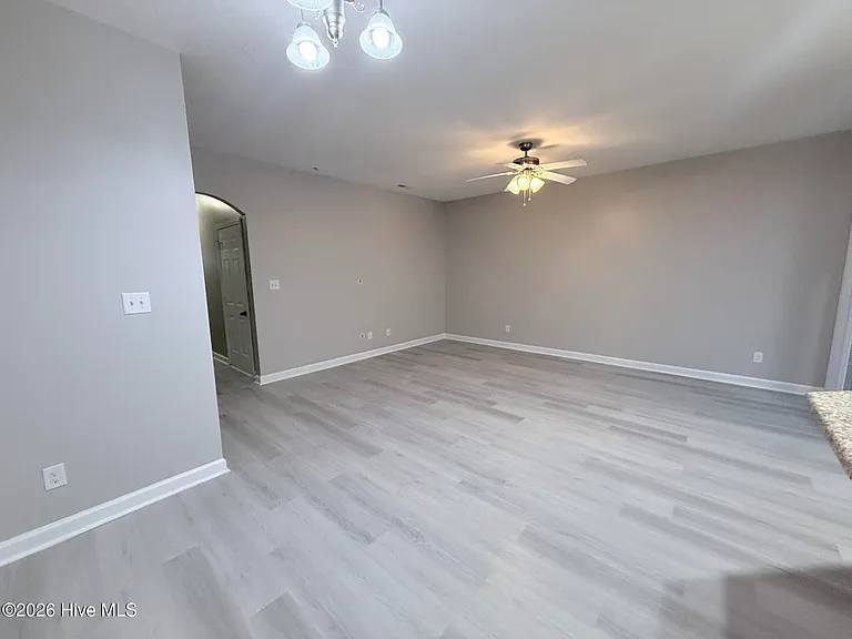 534 Caldwell Loop — Photo 11