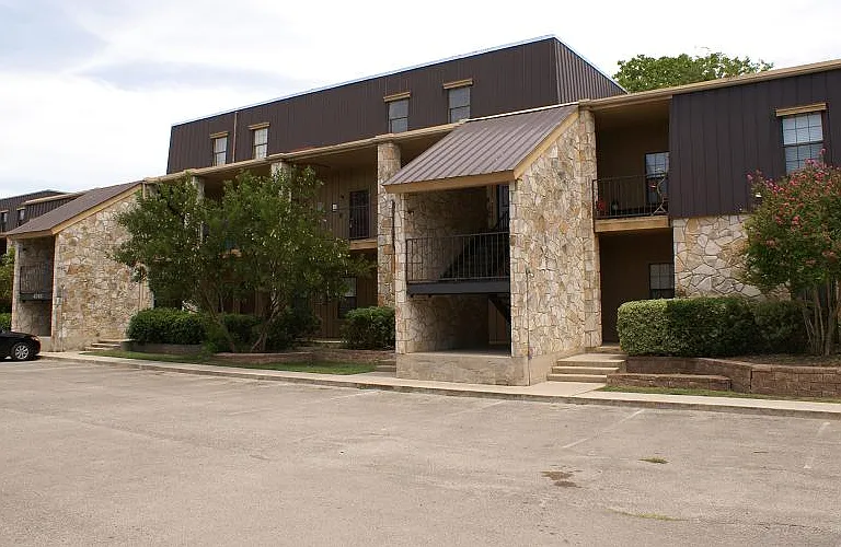 472 Seele St #8A — Photo 14