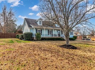 208 Saint Pauls Ln, Smyrna, TN 37167