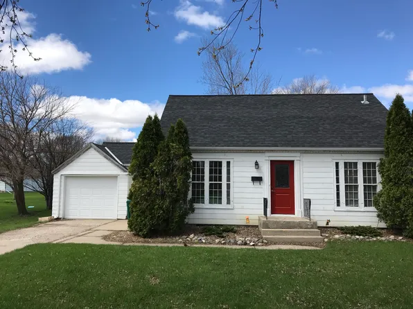 307 N A St, Marshall, MN 56258