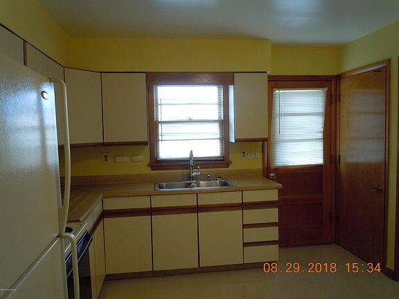 2nd image of 2808 Delor Ave