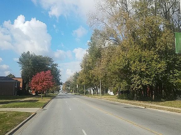 5th image of 707 Sibley Blvd