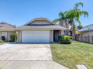 2568 N Selland Ave, Fresno, CA 93722