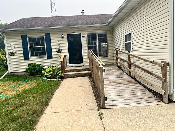 5th image of 4225 Chelten Ave