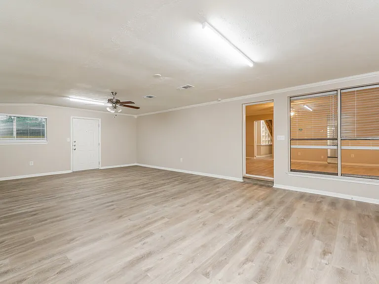4018 Oakrun Dr — Photo 6