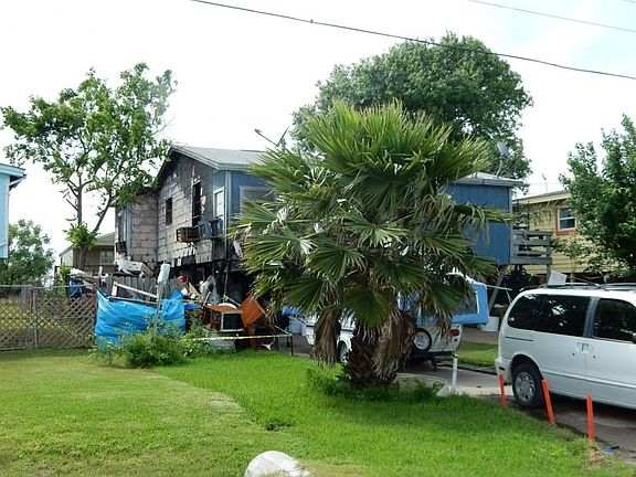 3rd image of 7116 Terrasso Dr