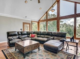 17678 Mandy Ln, Flint, TX 75762