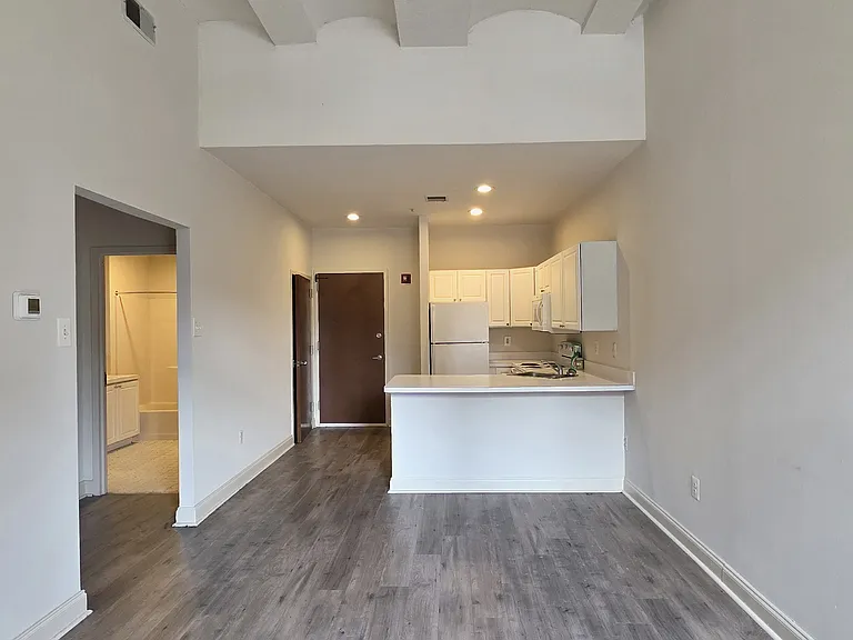 701-3 Sansom St #502 — Photo 10