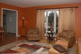 30 Country Ln photo 1