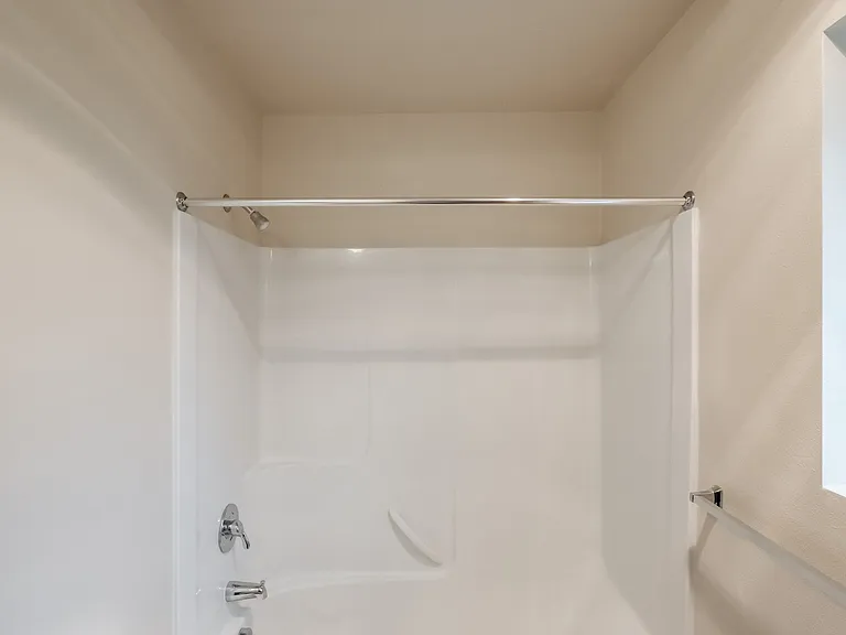 Aspen Place Apartments — Photo 86