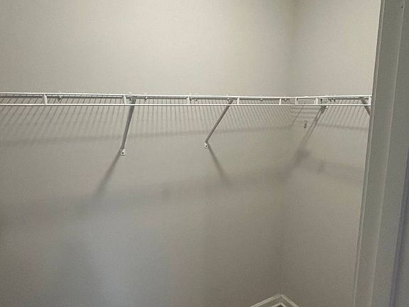 3rd image of 219 Oakwood Dr NW