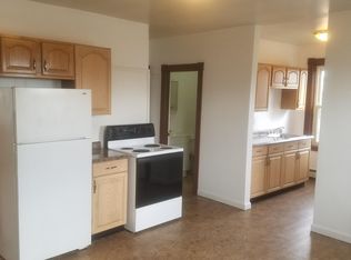 93 Hunts Ave FLOOR 3, Pawtucket, RI 02861