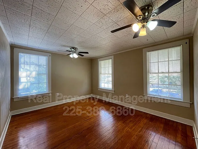 755 Arlington Ave — Photo 14