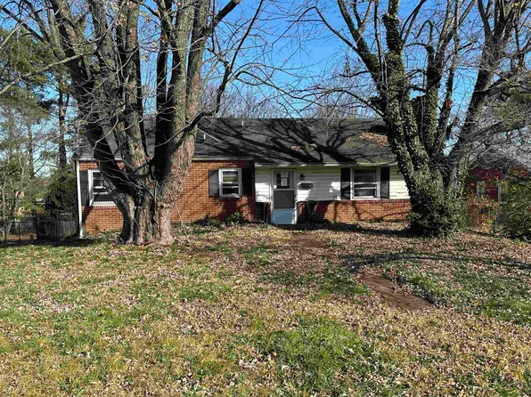 2427 Mount Vernon St, Waynesboro, VA 22980