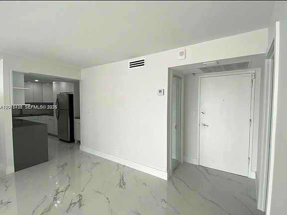 4th image of 6039 Collins Ave #Cu-1033