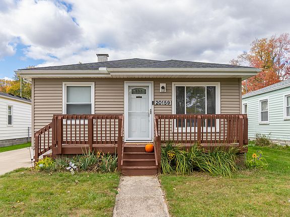 2nd image of 20159 Deering St