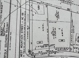 101 Stanley Farm Rd #1, Kernersville, NC 27284