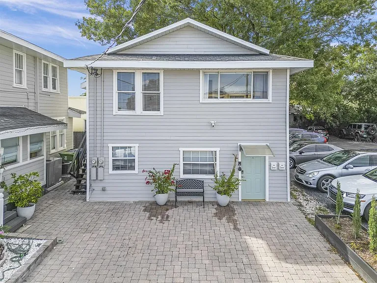 2575 S Himes Ave #A — Photo 1