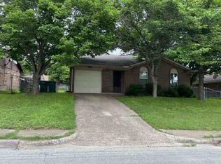 1107 Saturn St, Cedar Hill, TX 75104