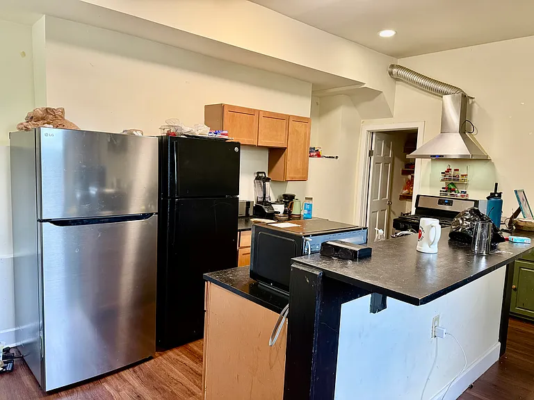 2212 Ravine St — Photo 1