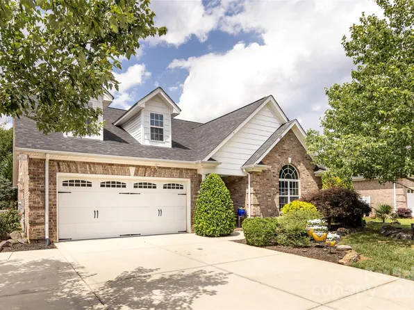 801 Juanita Dr, Concord, NC 28027