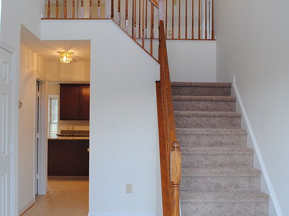 2nd image of 16 Wild Rose Dr