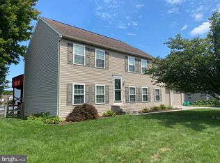 805 8th Ave, Parkesburg, PA 19365