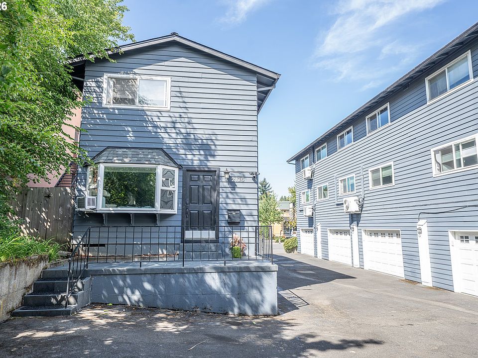1st image of 2136 SE Hawthorne Blvd #10