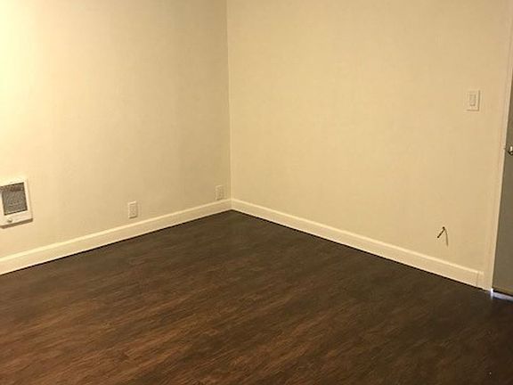 5th image of 1960 33rd Ave #6B