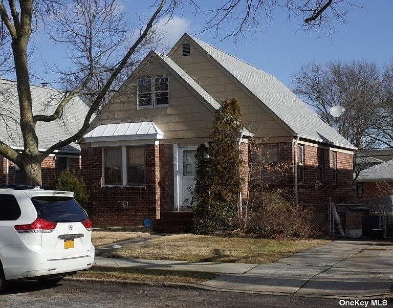 2nd image of 53-23 198th St