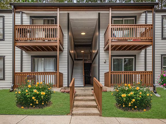 2nd image of 561 Village Green Dr E #61c4fb52f
