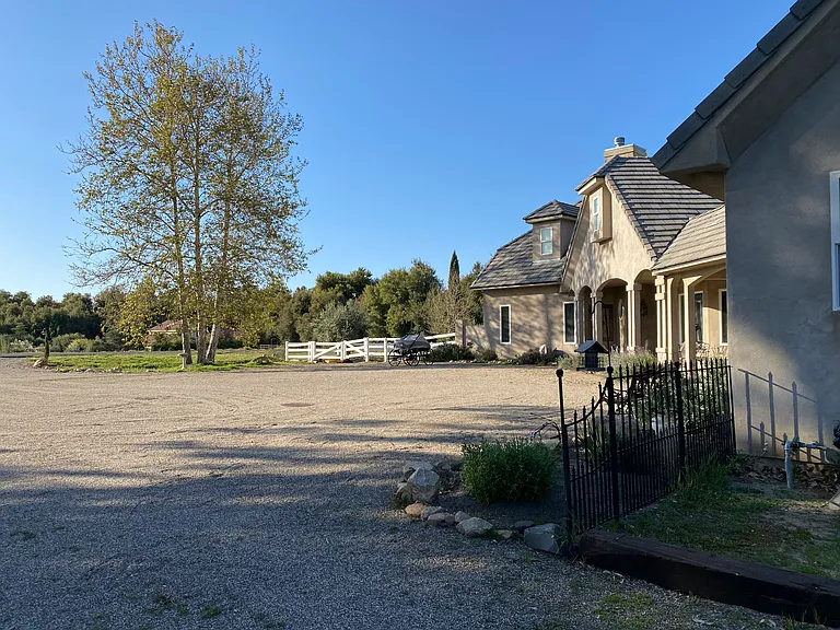 34900 Calle Grande — Photo 19
