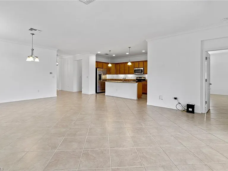 7959 Princeton Dr — Photo 8
