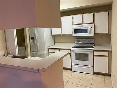 4th image of 6300 Aragon Way #108-146630