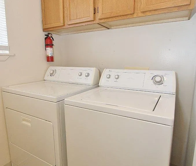 551 N Moffatt Ave #9 — Photo 18